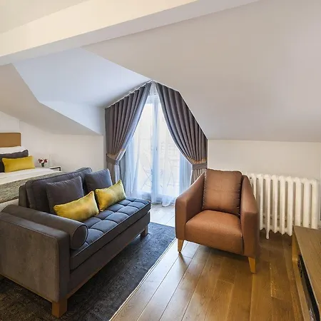 Nevv Bosphorus & 3*