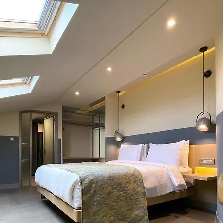 Hotel Nevv Bosphorus & 3*
