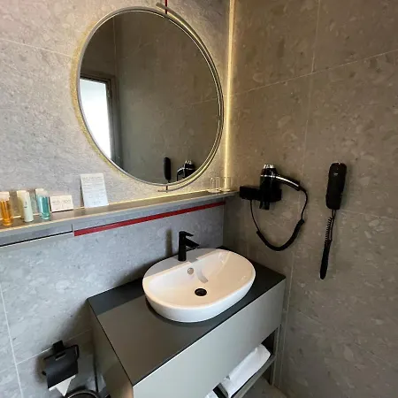 Nevv Bosphorus Hotel