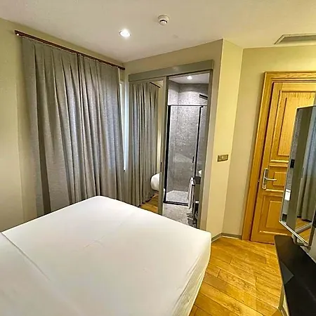 Nevv Bosphorus Hotel 3*