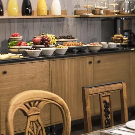 Otel Nevv Bosphorus & 3*