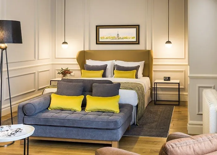 Nevv Bosphorus & Hotel Stambuł