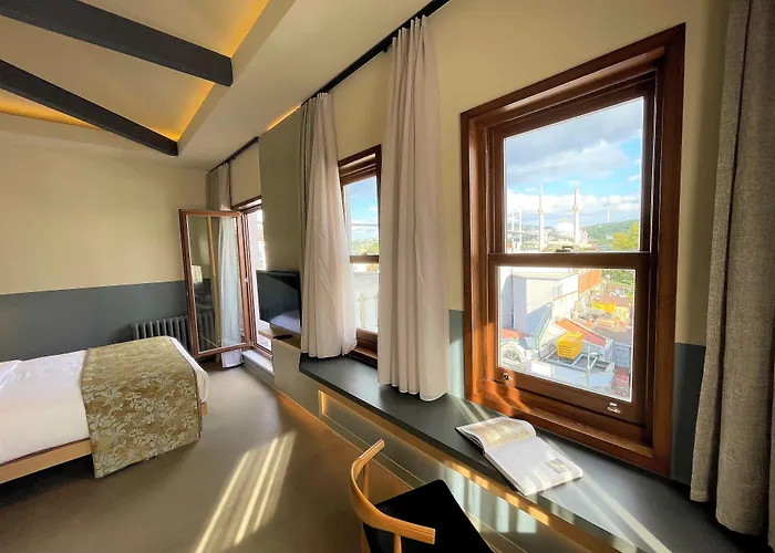 Nevv Bosphorus & Отель Стамбул