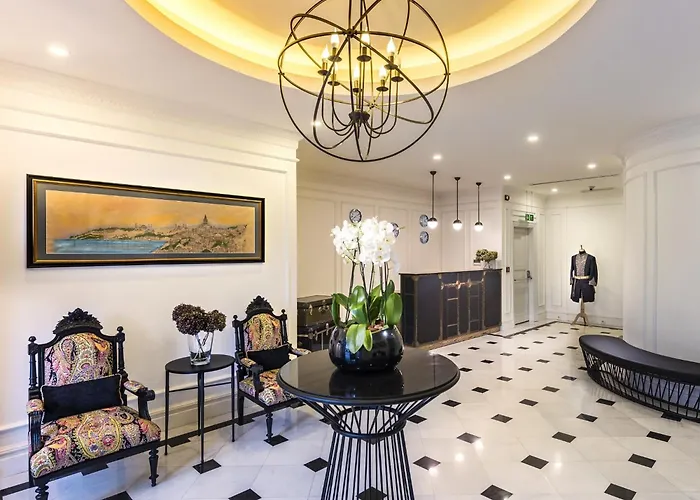 Nevv Bosphorus & Стамбул