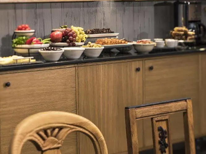 Hotel Nevv Bosphorus & 3*