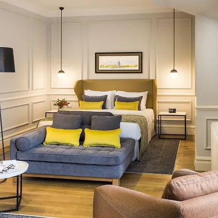 Nevv Bosphorus & Hotel Istambul