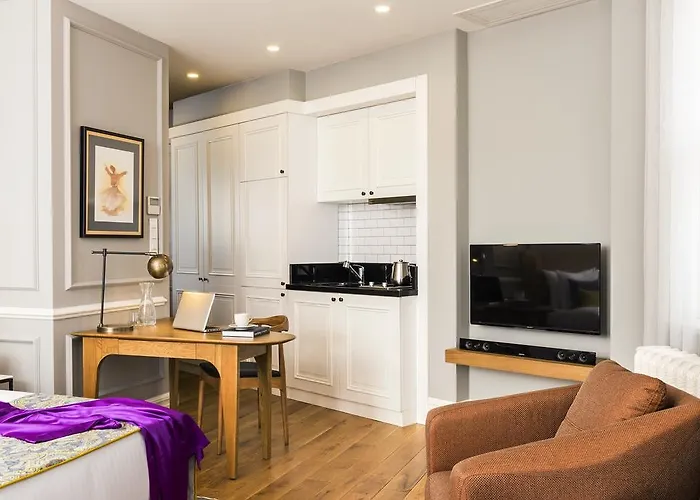 Nevv Bosphorus & Ξενοδοχείο Κωνσταντινούπολη